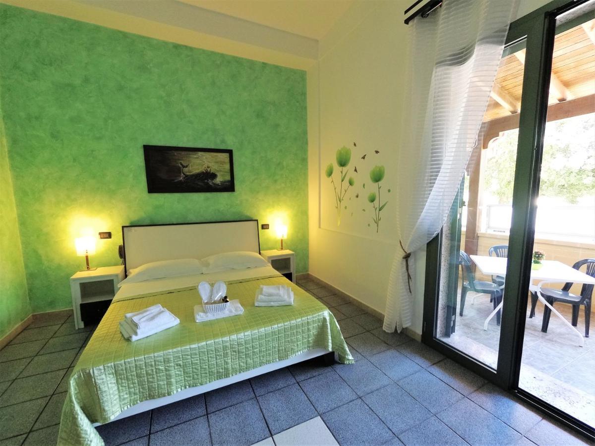Hotel Alba Chiara Sant'Andrea Salento מראה חיצוני תמונה