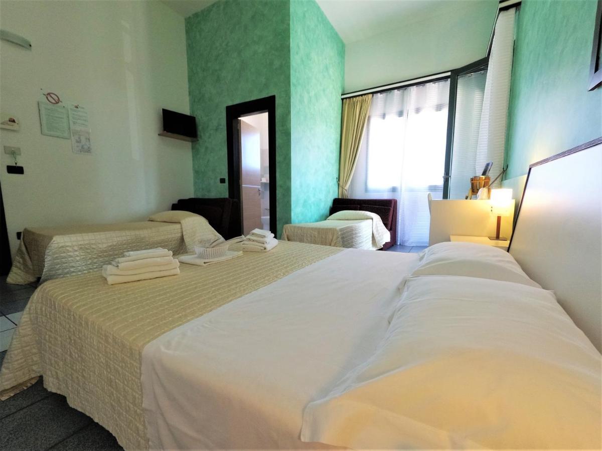 Hotel Alba Chiara Sant'Andrea Salento מראה חיצוני תמונה
