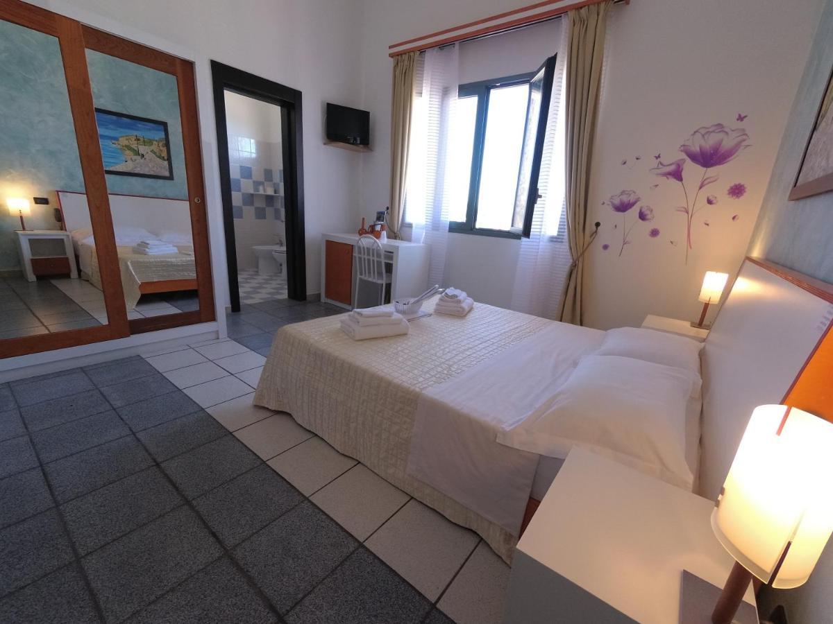 Hotel Alba Chiara Sant'Andrea Salento מראה חיצוני תמונה